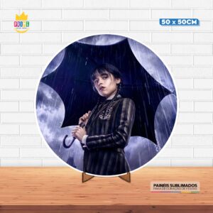 Painel Redondo 3D Wandinha Tecido 50cm X 50cm Com Suporte MDF