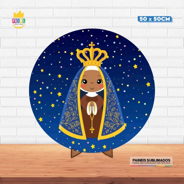 Painel Redondo 3D Nossa Senhora Aparecida Cute Tecido 50cm X 50cm Com Suporte MDF