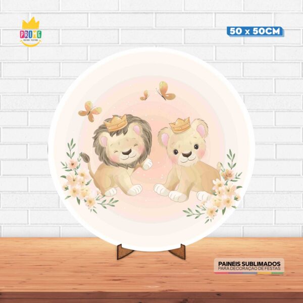 Painel Redondo 3D Leãozinho Cute Tecido 50cm X 50cm Com Suporte MDF