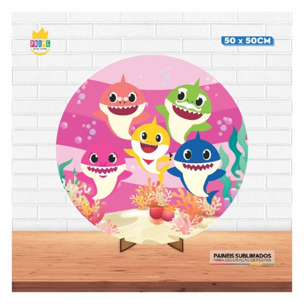Painel Redondo 3D Baby Sharky Rosa Tecido 50cm X 50cm Com Suporte MDF - Image 2